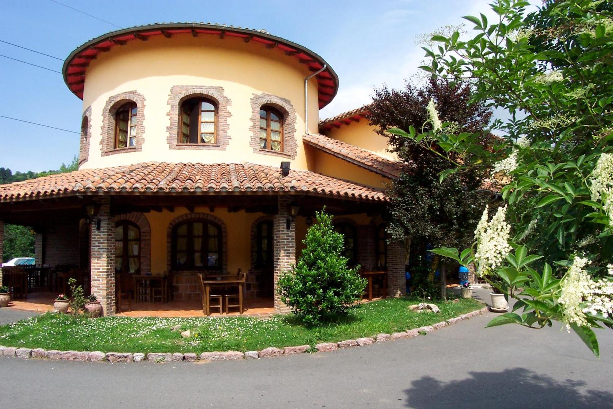 Conjunto Hotelero La Pasera Soto De Cangas Exterior foto